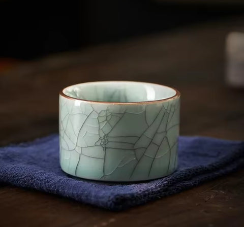 Image of Tasse à Thé en céramique de Longguan droite